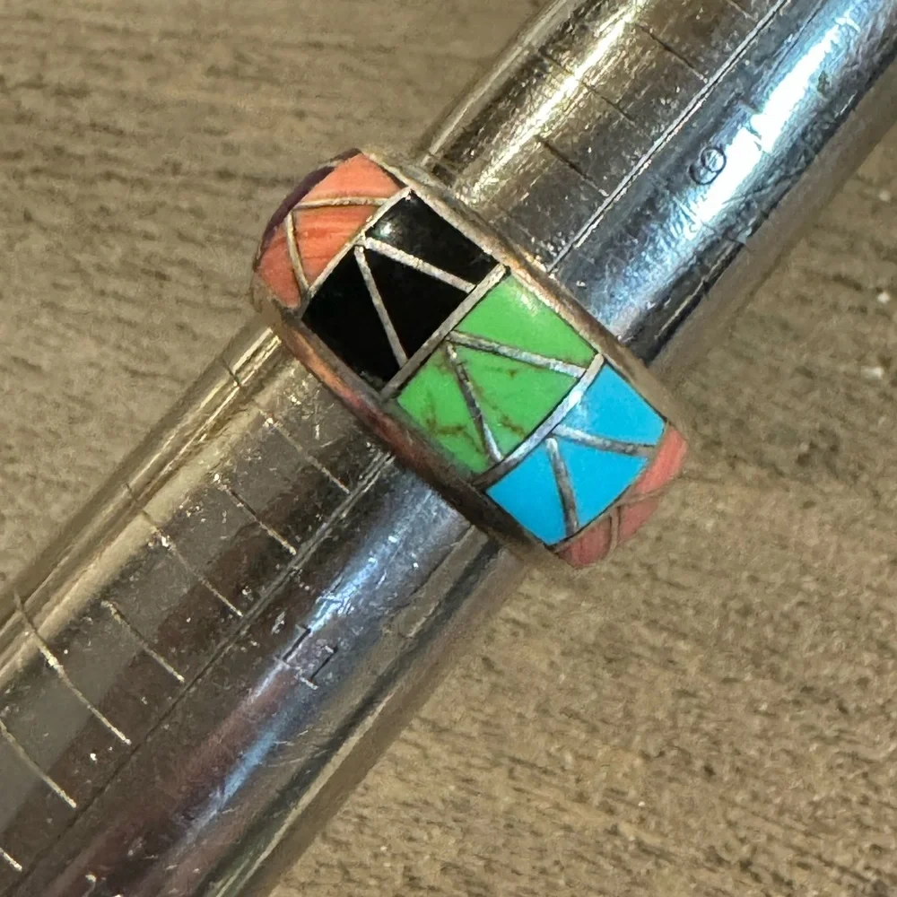 Signed CJ ( Butler) Native American Navajo Turquoise Coral Onyx Ring 7.9G